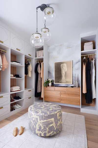 Things-Real-Estate-Agents-Hate-Spending-Money-On-walk-in-closet