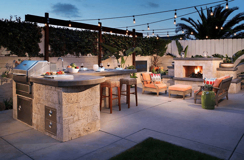 Tips-To-Get-Your-Patio-Ready-For-Summer-on-a-budget-with-lighting