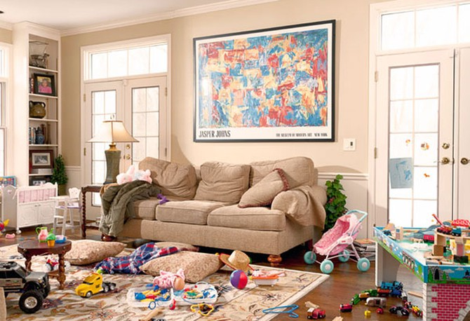 living-room-with-no-storage-for-toys-and-games