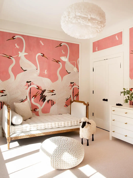 a-nursery-with-swans-wallpaper