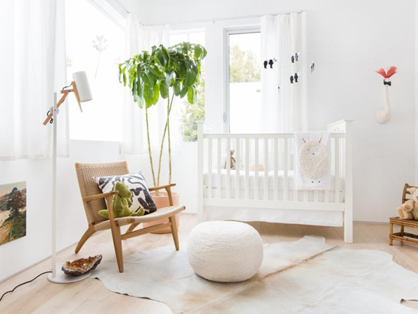 modern-neutral-nursery-with-sustainable-furniture-pieces