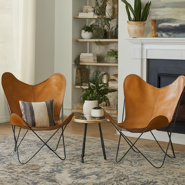 how-to-style-an-accent-chair-with-leather-butter-fly-chairs-next-to-a-fireplace