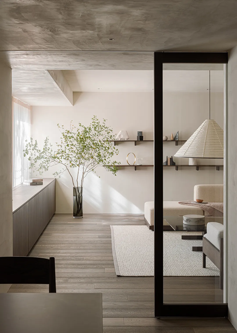 japandi-living-room-with-minimalist-furniture